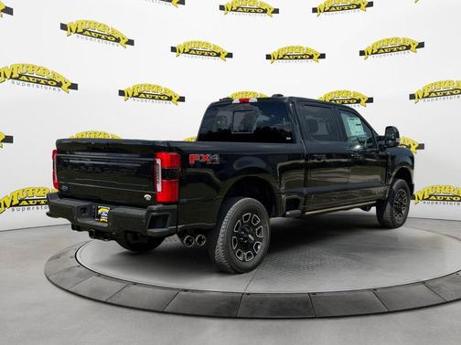 2025 Ford F-250 Platinum