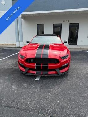 2017 Ford Shelby GT350 Base
