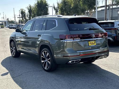 2026 Volkswagen Atlas 2.0T SEL Premium R-Line 4MOTION