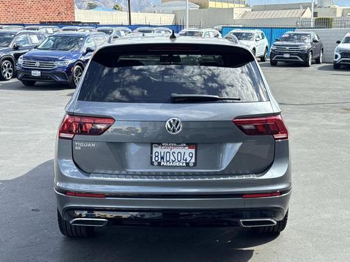 2021 Volkswagen Tiguan 2.0T SE R-Line Black
