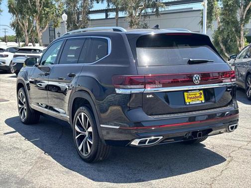2025 Volkswagen Atlas 2.0T SEL Premium R-Line 4MOTION