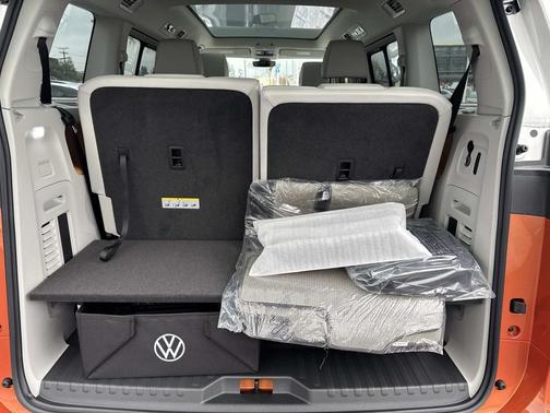 2025 Volkswagen ID. Buzz Pro S Plus