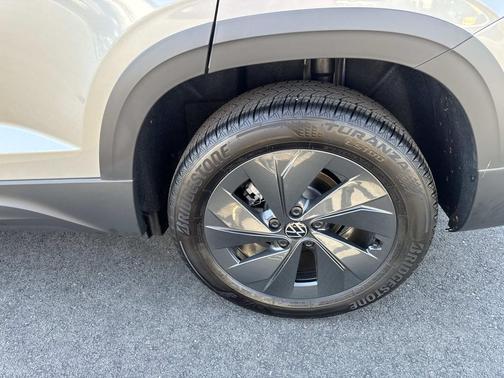 2026 Volkswagen Taos S