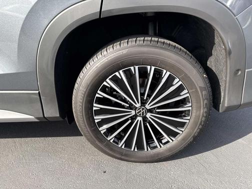 2025 Volkswagen Tiguan 2.0T S 4MOTION