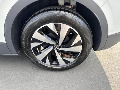2024 Volkswagen ID.4 Standard
