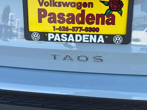 2025 Volkswagen Taos 1.5T SE