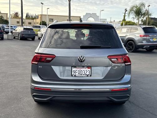 2023 Volkswagen Tiguan 2.0T SE