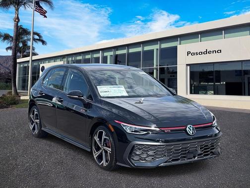2025 Volkswagen Golf GTI 2.0T SE DSG