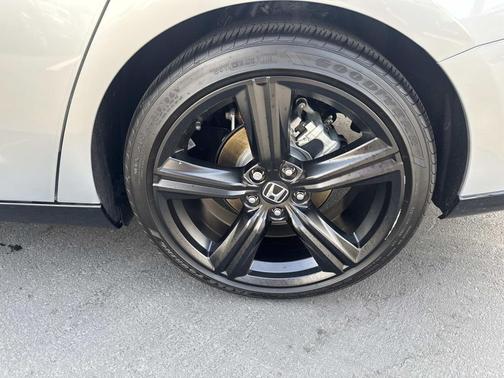 Solar Silver Metallic 2025 Honda Accord Hybrid Sport-L