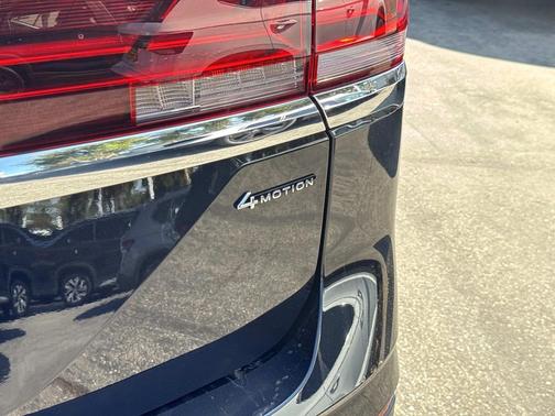 2026 Volkswagen Atlas 2.0T SE w/Technology 4MOTION