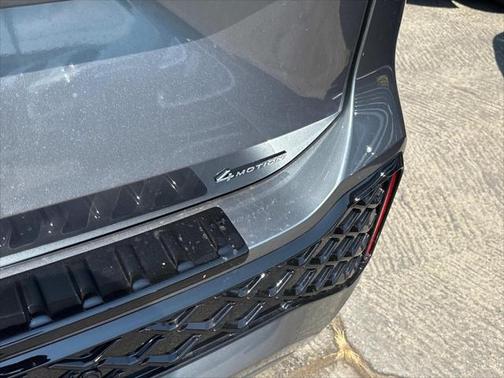 2025 Volkswagen Tiguan 2.0T SE R-Line Black 4MOTION
