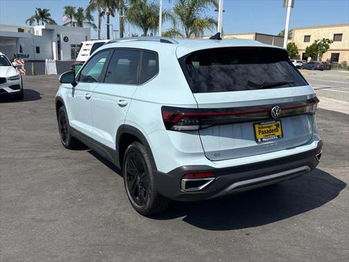2025 Volkswagen Taos 1.5T SE