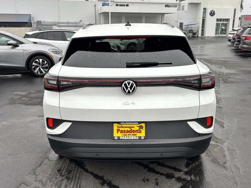 2025 Volkswagen ID.4 Pro