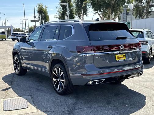 2026 Volkswagen Atlas 2.0T SEL Premium R-Line 4MOTION