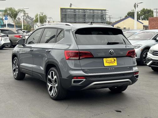 2023 Volkswagen Taos 1.5T SEL