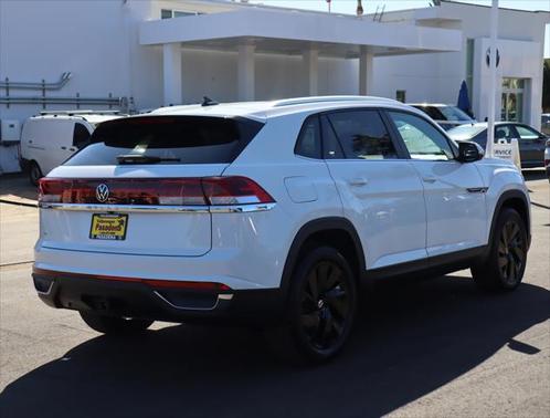 2025 Volkswagen Atlas Cross Sport 2.0T SE w/Technology