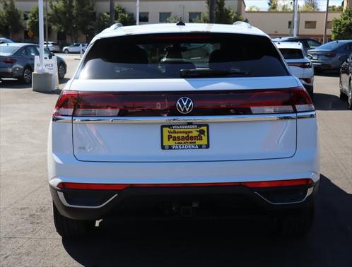 2025 Volkswagen Atlas Cross Sport 2.0T SE w/Technology