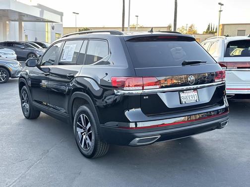2023 Volkswagen Atlas 2.0T SE