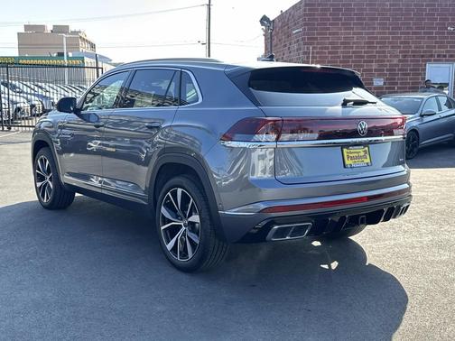 2025 Volkswagen Atlas Cross Sport 2.0T SEL Premium