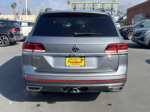 2022 Volkswagen Atlas 3.6L SE w/Technology
