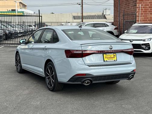 2026 Volkswagen Jetta GLI 2.0T Autobahn