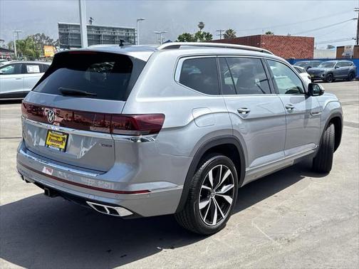2025 Volkswagen Atlas 2.0T SEL Premium R-Line 4MOTION