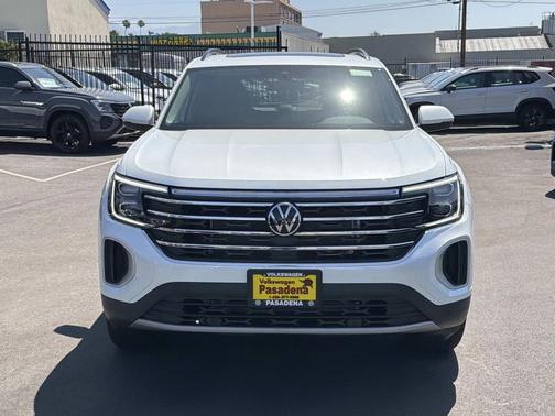 opal white pearl 2026 Volkswagen Atlas 2.0T SE w/Technology