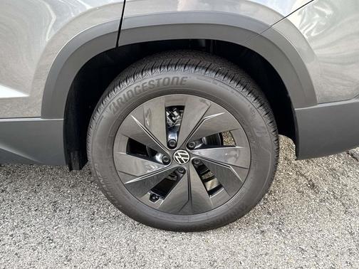 2026 Volkswagen Taos S