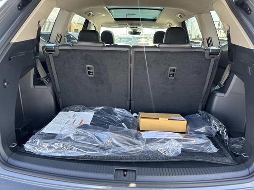 2026 Volkswagen Atlas 2.0T SE w/Technology 4MOTION
