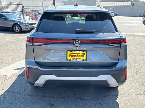2025 Volkswagen Tiguan 2.0T S