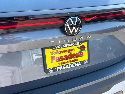 2025 Volkswagen Tiguan 2.0T S