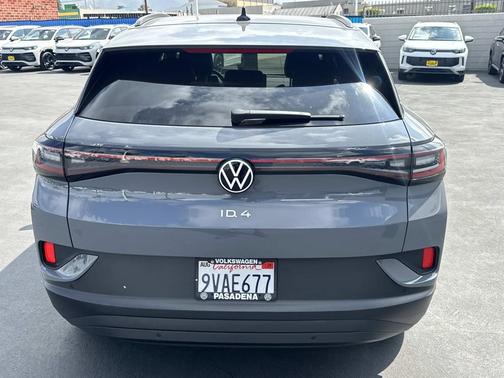 Pure Gray 2025 Volkswagen ID.4 Pro