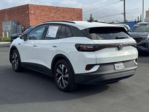 2023 Volkswagen ID.4 Pro