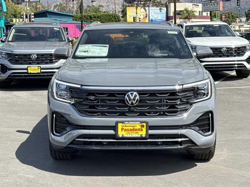 2025 Volkswagen Atlas Cross Sport 2.0T SEL Premium