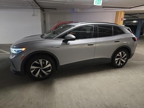 Silver Mist Metallic 2023 Volkswagen ID.4 Pro