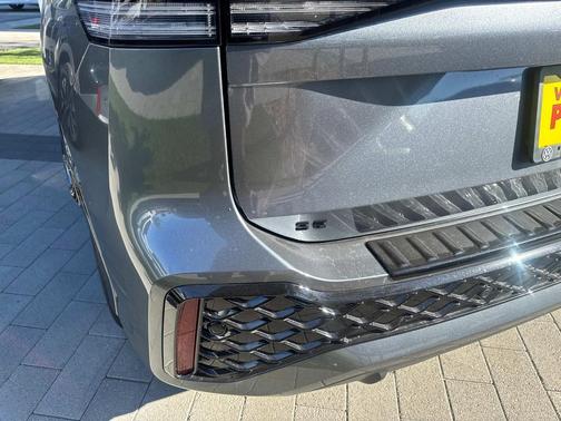 2025 Volkswagen Tiguan 2.0T SE R-Line Black 4MOTION