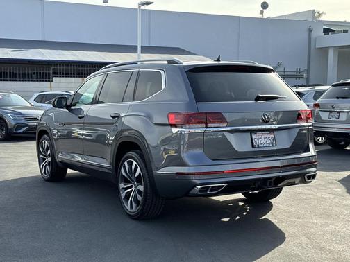 2022 Volkswagen Atlas 3.6L SEL Premium