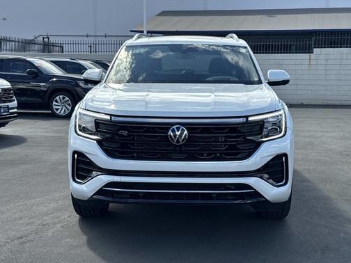 2025 Volkswagen Atlas 2.0T SEL Premium R-Line 4MOTION