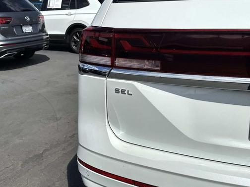 2025 Volkswagen Atlas 2.0T SEL Premium R-Line 4MOTION