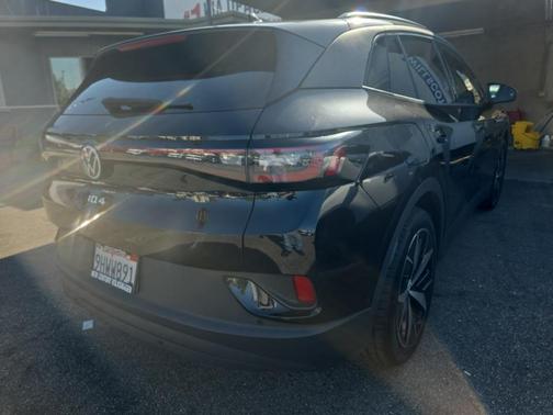 Deep Black Pearl 2023 Volkswagen ID.4 Pro S