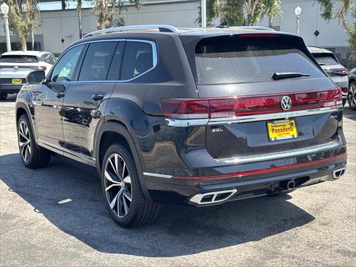2025 Volkswagen Atlas 2.0T SEL Premium R-Line 4MOTION