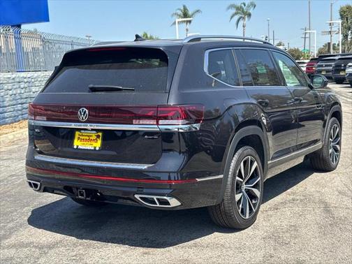 2025 Volkswagen Atlas 2.0T SEL Premium R-Line 4MOTION