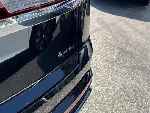 2025 Volkswagen Atlas Cross Sport 2.0T SEL Premium
