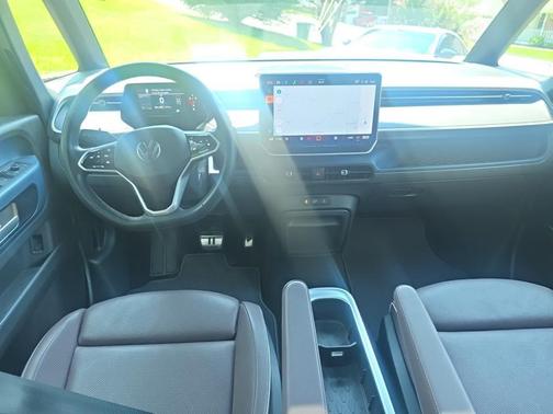 Silver 2025 Volkswagen ID. Buzz Pro S Plus