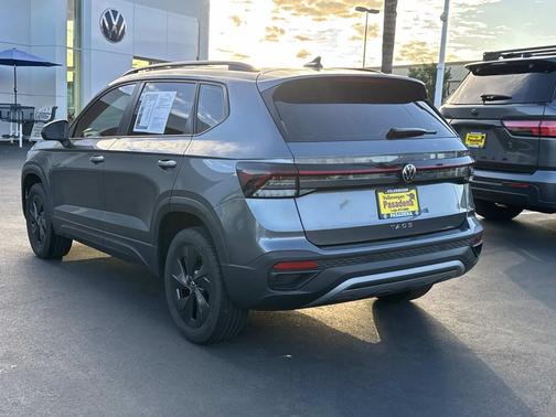 2025 Volkswagen Taos 1.5T S