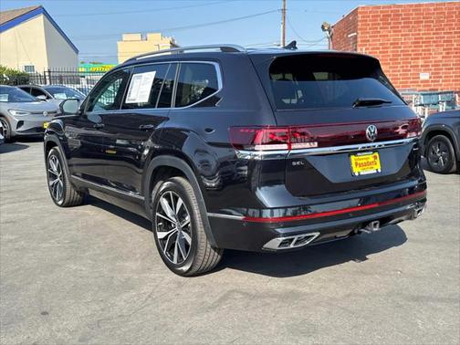 2025 Volkswagen Atlas 2.0T SEL Premium R-Line 4MOTION