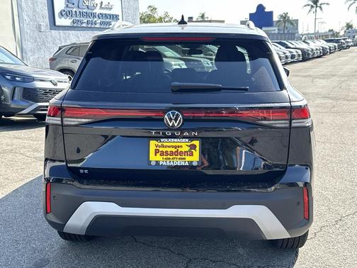 2025 Volkswagen Tiguan 2.0T SE