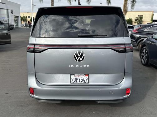 2025 Volkswagen ID. Buzz Pro S