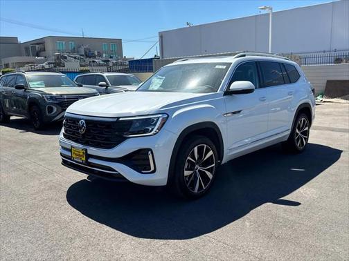 2025 Volkswagen Atlas 2.0T SEL Premium R-Line 4MOTION
