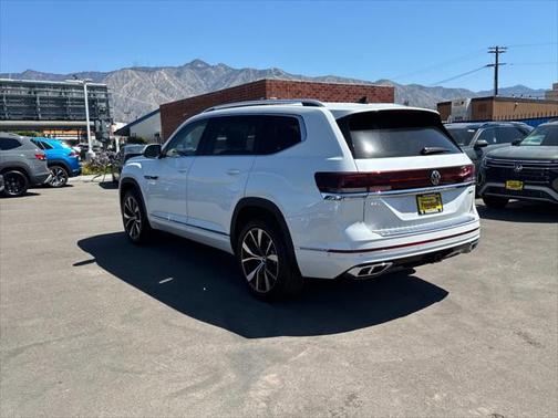 2025 Volkswagen Atlas 2.0T SEL Premium R-Line 4MOTION